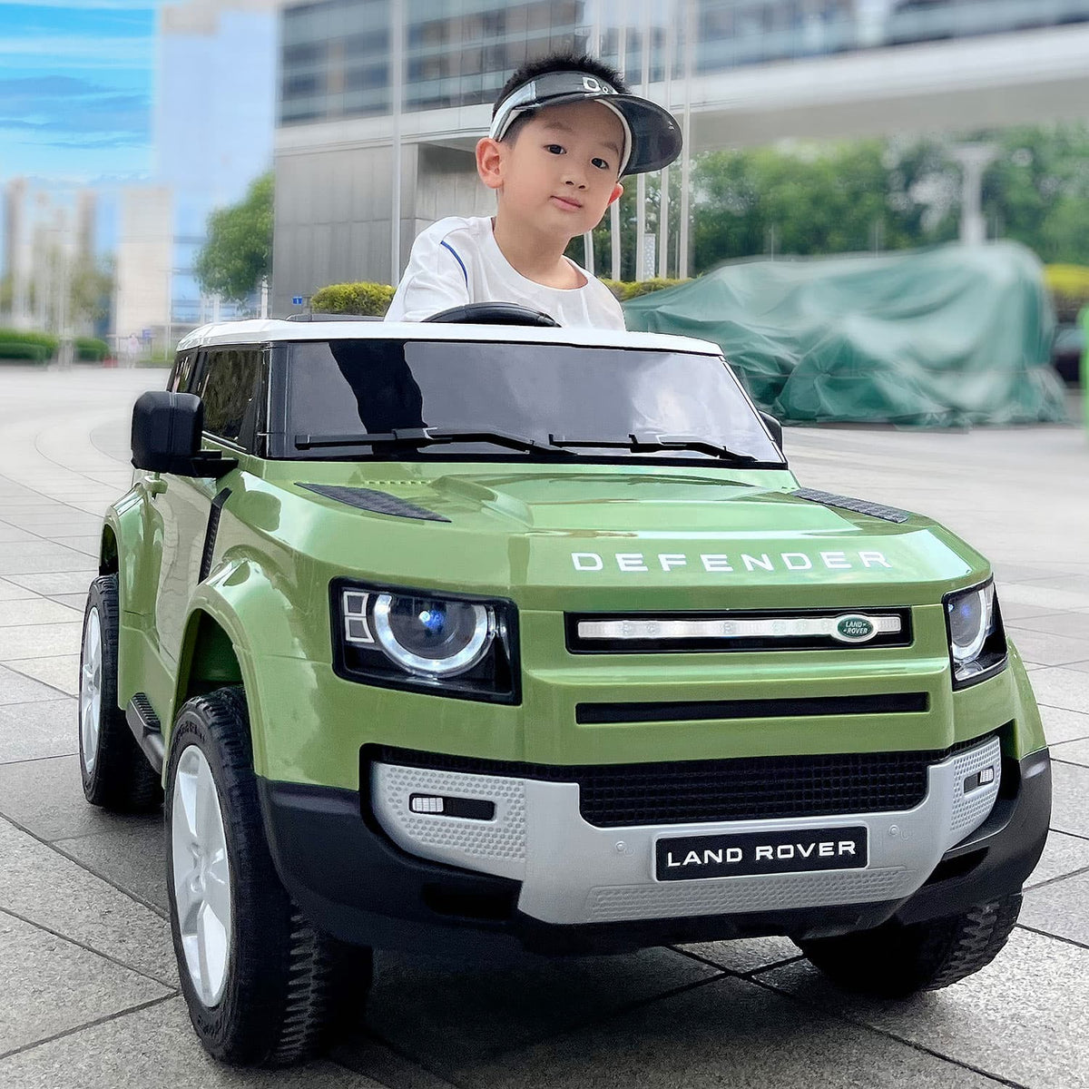 Land rover defender store electric ride on car